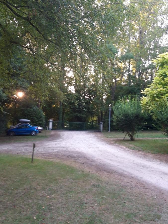 Hotel Camping De Baignes Exterior foto